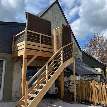 Quarto em Acomodações Particulares Au Gre De La Loire Piscine Et *