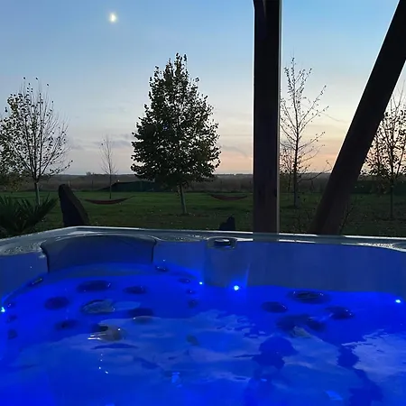 Au Gre De La Loire Piscine Et منزل للإقامة